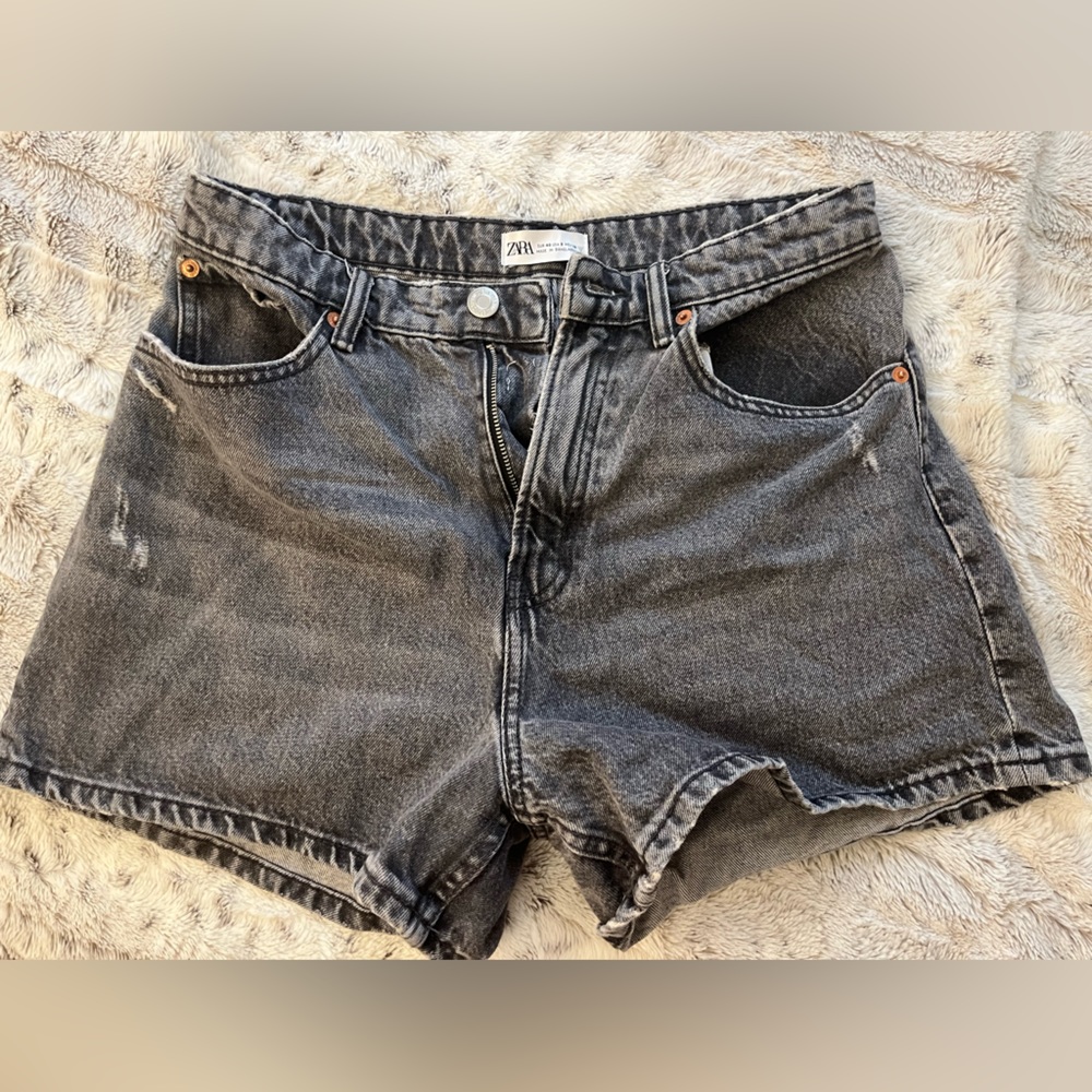 Zara Size 8 Grey Denim shorts